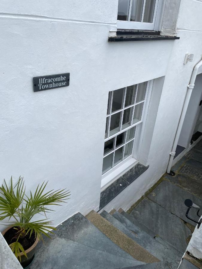 Ilfracombe Townhouse: Restored Historic Home ภายนอก รูปภาพ